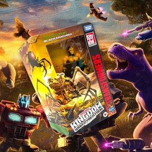 Transformers Kingdom War For Cybertron Trilogy Collection Blackarachnia Figure